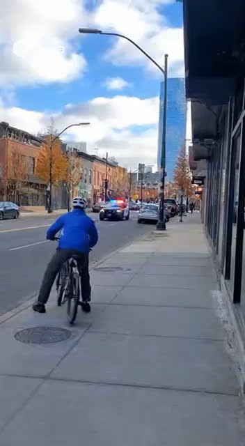 #경찰차 #사이렌 #긴급상황 #경보 #알람 #기상 #police #siren #alarm #emergency #alert #wakeup #경찰 #警報 #サイレン #alarma #urgence #警察 #fyp #sound #emergencyalert #loudsound
